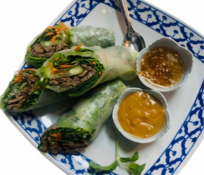 salad roll with beef